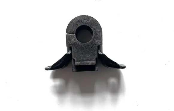 Nissan Leaf II (ZE1) Sway bar bush bracket, front 546143NF0A 546134BA3A