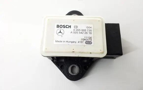 Mercedes-Benz E W212 ESP acceleration yaw rate sensor A0055422618 0265005735