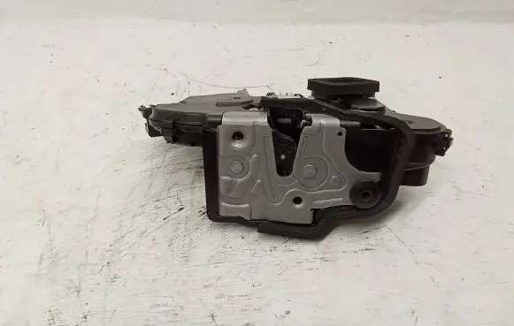Volkswagen ID.3 Front door lock 10B837016