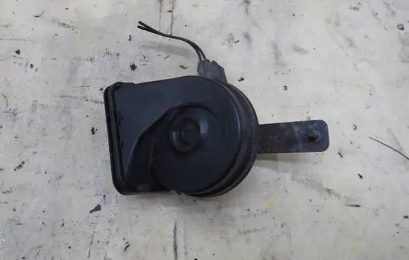 Jaguar XE Horn signal GMAUTO4574097