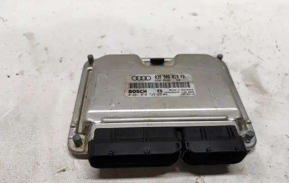 Audi A4 S4 B6 8E 8H Engine control unit/module 038906019FP 1039S00226 0281010729