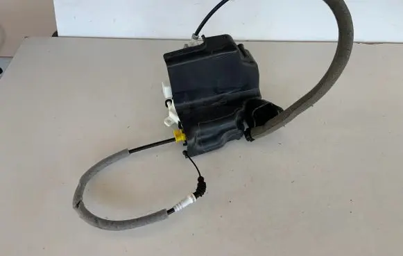 Audi Q7 4M Front door lock 8J1837015F 4M1837349A