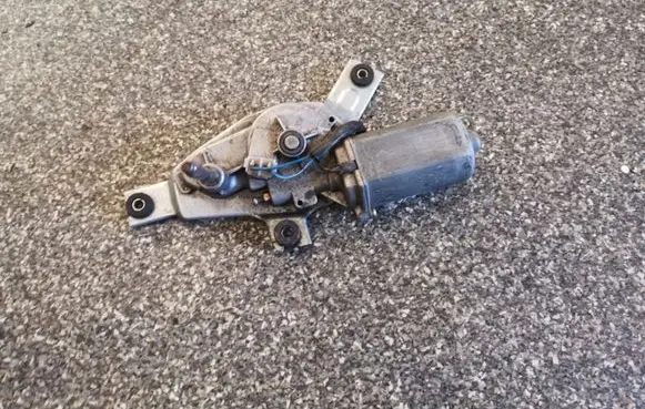 Mitsubishi Space Wagon Rear window wiper motor WM32081S