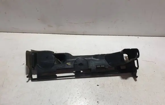 Volvo XC70 Intercooler air guide/duct channel 31214425
