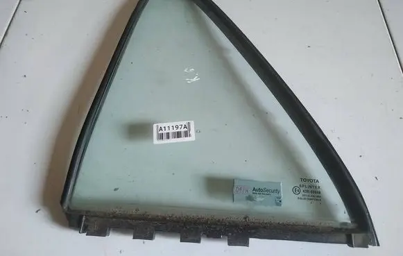 Toyota Avensis T250 Rear vent window glass AS2