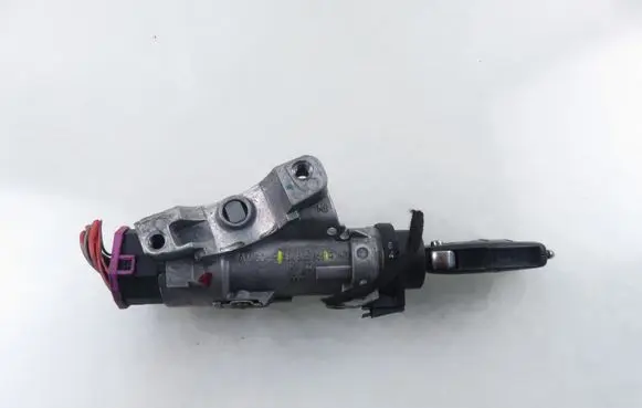 Volkswagen Polo IV 9N3 Ignition lock 4B0905851Q