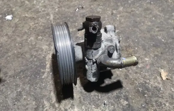 Ford Galaxy Power steering pump