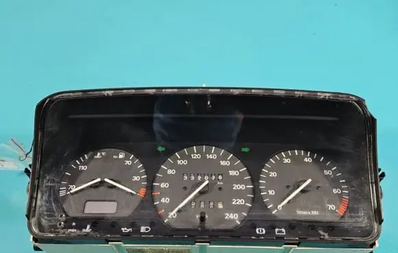 Volkswagen PASSAT B4 Speedometer (instrument cluster) 3A0919033A IMPRK1424478
