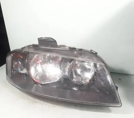 Audi A3 S3 8P Headlight/headlamp 8P0941004C 0301206602