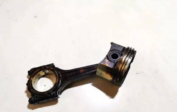 Fiat Bravo - Brava Piston with connecting rod