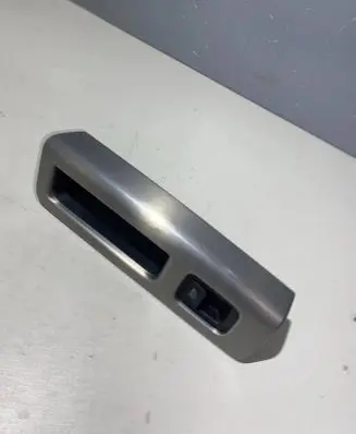 Volvo V50 Electric window control switch 8663819
