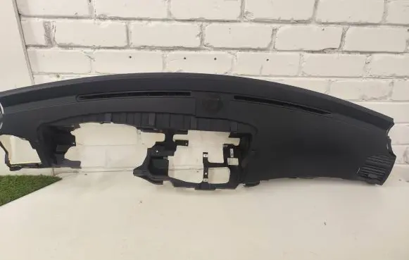 Mercedes-Benz S W221 Dashboard 000075040 P0107884 T0023419