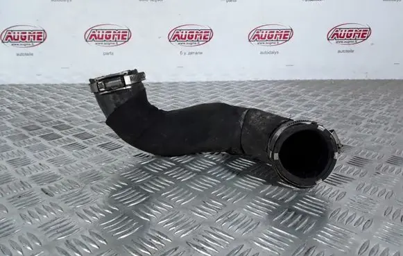 Audi A4 S4 B8 8K Intercooler hose/pipe 8K0145709E