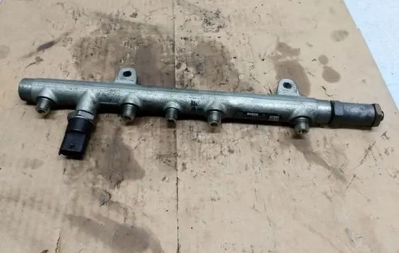 Mitsubishi Space Star Fuel main line pipe 8200347176 0445214024