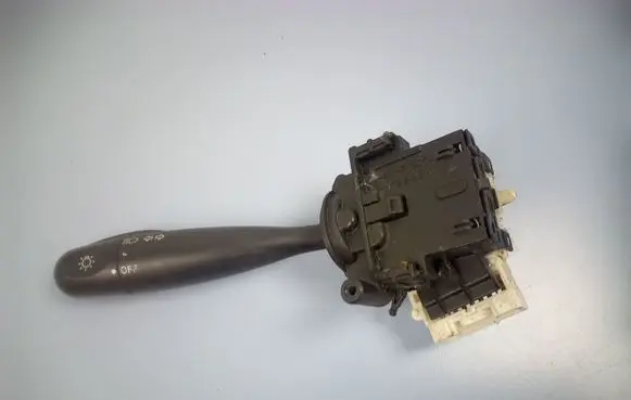 Toyota RAV 4 (XA20) Indicator stalk 1736481
