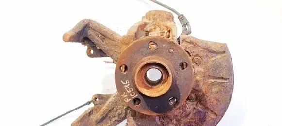 Volkswagen Bora Front wheel hub