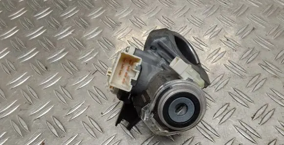 Toyota RAV 4 (XA30) Ignition lock 8978342020 45020424