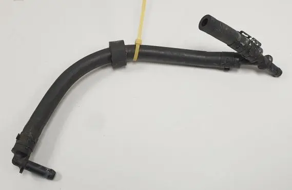 Mercedes-Benz A W169 Engine coolant pipe/hose A1695010325