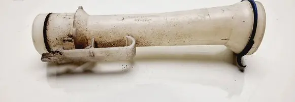 Peugeot 307 Window washer liquid tank fill tube 9628747380