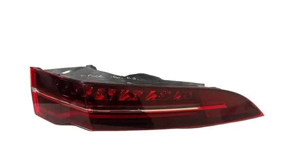 Jaguar I-Pace Rear/tail lights J9D313404 050520192239 0020640904