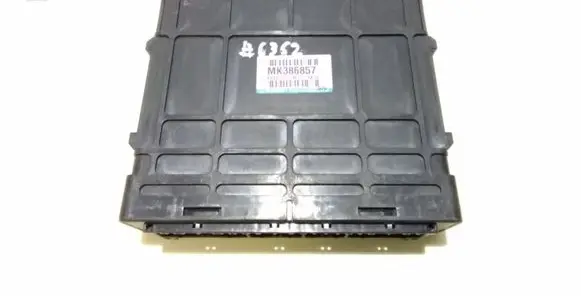 Mitsubishi Pajero Engine control unit/module MK386857 E6T01771