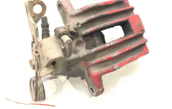 Rear brake caliper