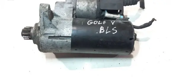 Volkswagen Golf V Starter motor 0001123016