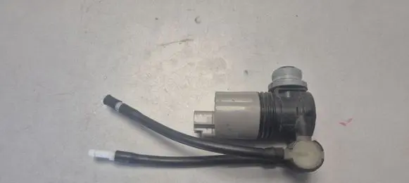 Toyota Auris E180 Windscreen/windshield washer pump 1020974001