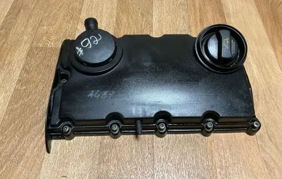Audi A4 S4 B7 8E 8H Rocker cam cover 03G103475B