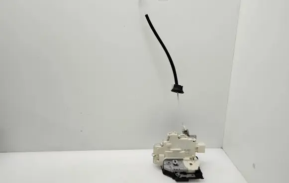 Audi Q7 4L Rear door lock 3C4839016C