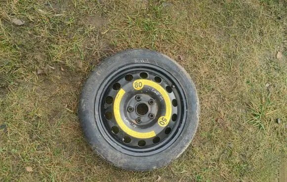 Seat Leon (5F) R16 spare wheel 