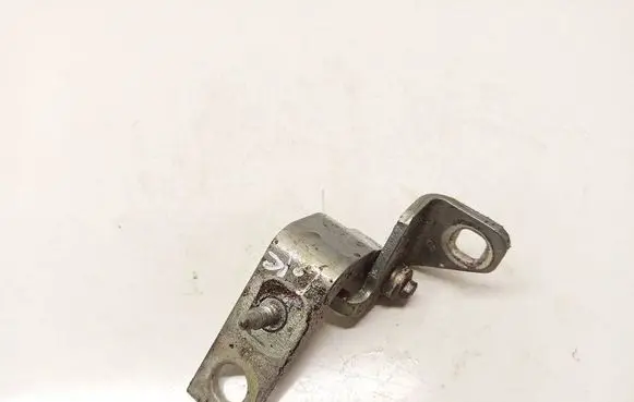 Ford Mondeo MK IV Rear door lower hinge 