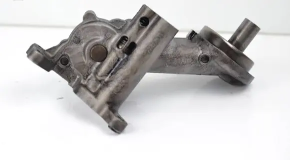 Audi A6 Allroad C5 Oil pump 059115105N