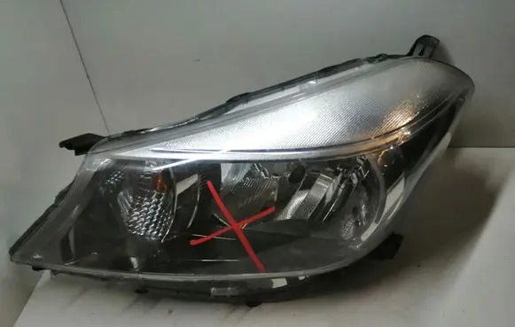 Toyota Yaris Headlight/headlamp 13140 0D79
