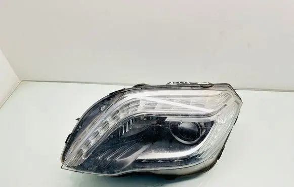 Mercedes-Benz GLK (X204) Headlight/headlamp 12518205 7326100000 A2048201539