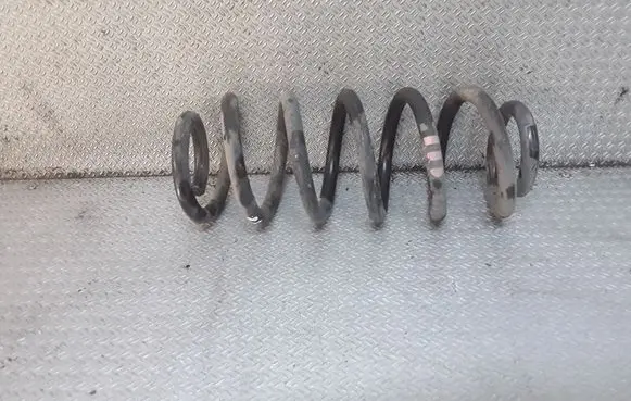 Audi A6 S6 C6 4F Front coil spring 
