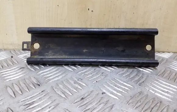 Opel Frontera B Battery bracket 