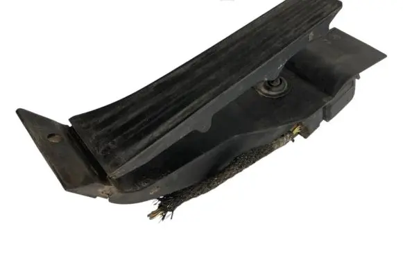 BMW 5 E60 E61 Accelerator throttle pedal 6766930 35406766930