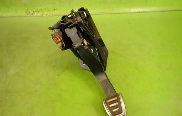 Seat Ateca Clutch pedal 