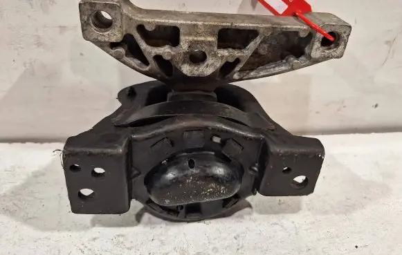 Citroen C3 Engine mounting bracket 9647722280