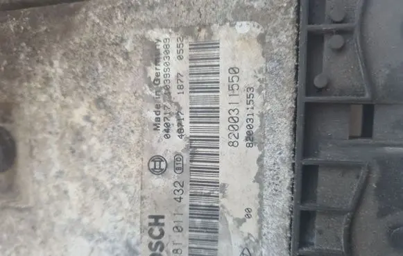 Renault Master II Engine control unit/module 0281011432
