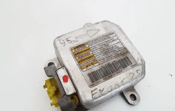 Opel Frontera A Airbag control unit/module 8162114490 16232879