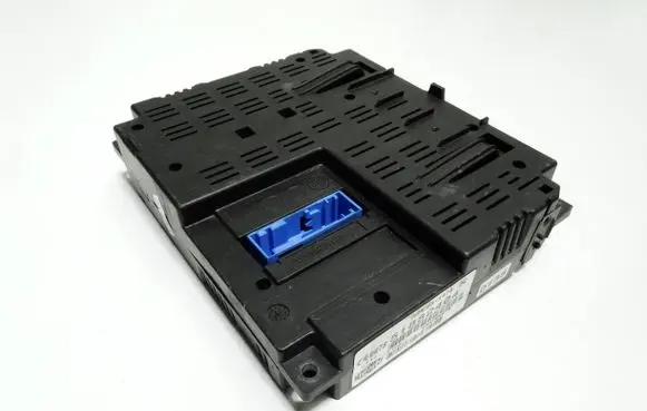 Fiat Punto Evo Comfort/convenience module 51882404 24031478 DZ470W670