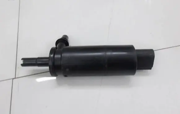 BMW X5 F15 Windscreen/windshield washer pump 6R0955681