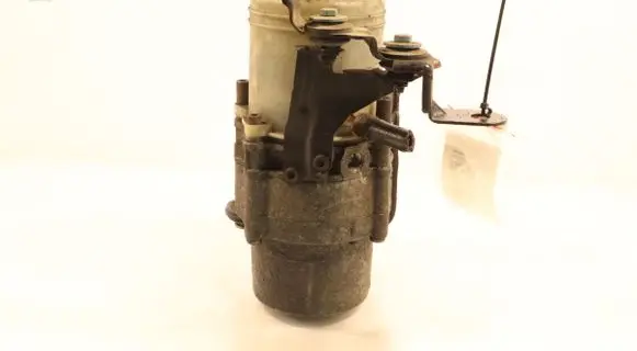 Skoda Fabia Mk1 (6Y) Power steering pump 6Q0423155AD