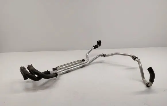 Mercedes-Benz X-class W470 Engine coolant pipe/hose 