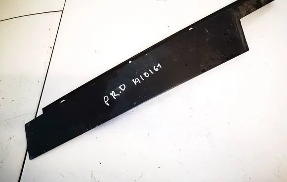 Fiat Bravo Front door glass trim molding 