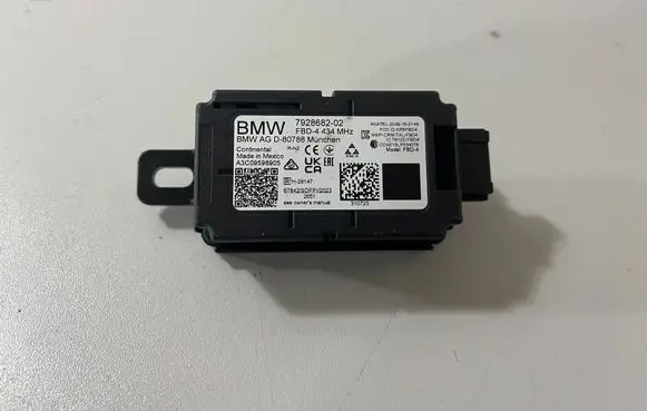 BMW X7 G07 Aerial antenna amplifier 7928682 7928690