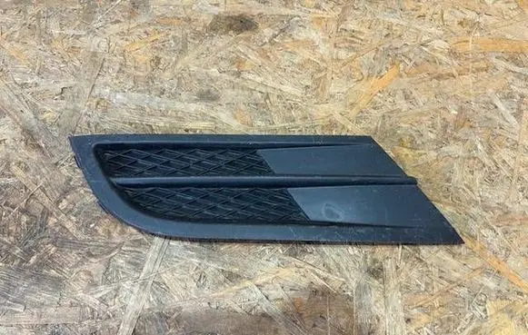 Volkswagen Jetta VI Front bumper lower grill 5C6853665HFHUKM 5C6853665H