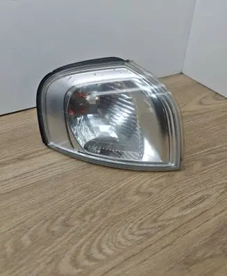 Volvo S80 Front indicator light 9154473